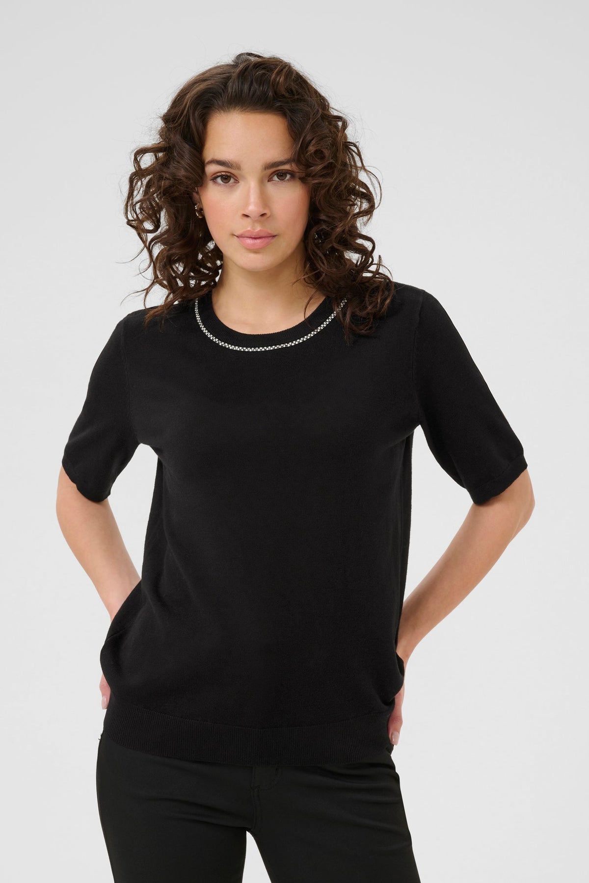 T-Shirt pour femme par Kaffe | 10510929 Noir Profond | Boutique Vvög, vêtements mode pour homme et femme