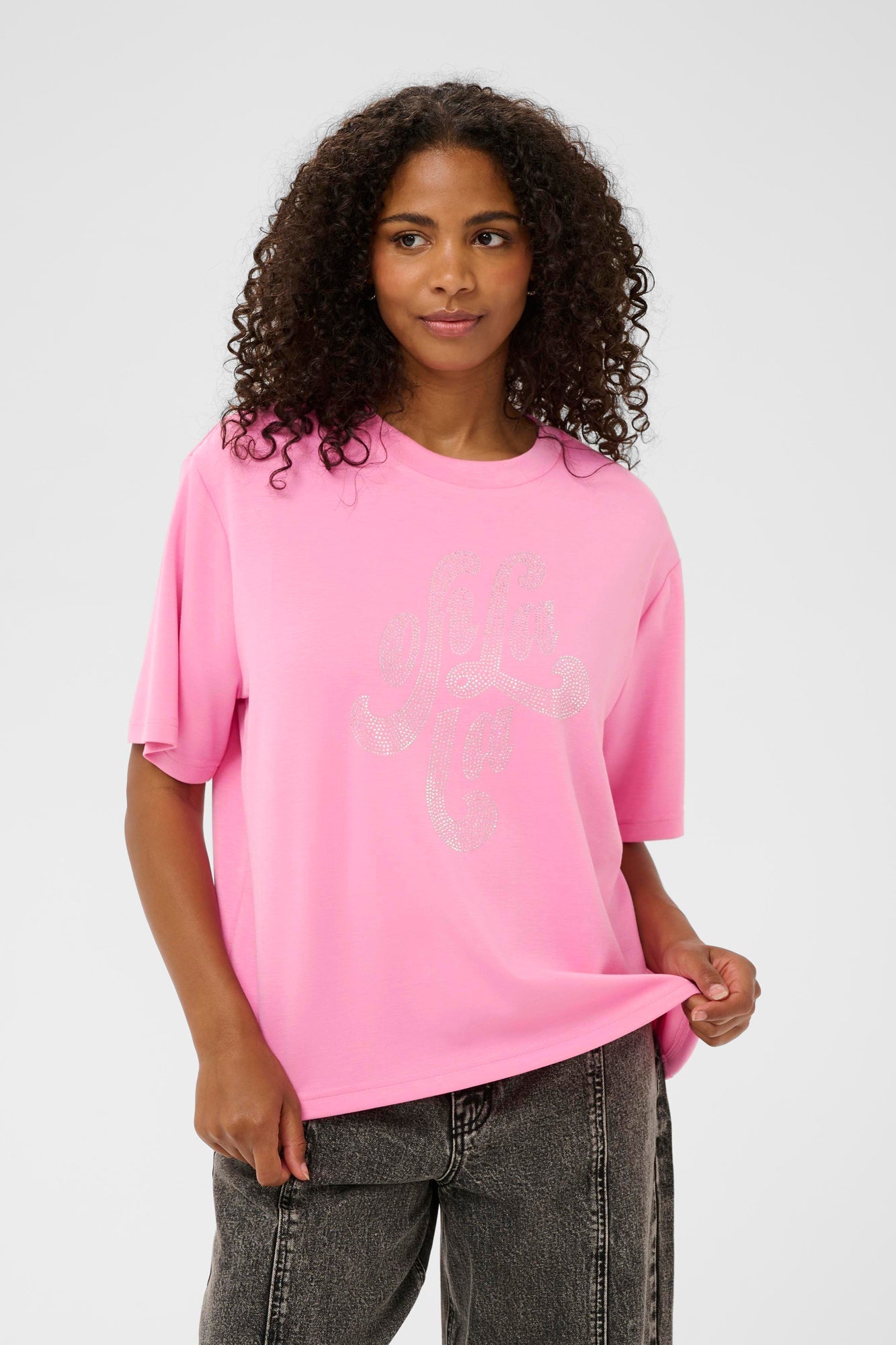 T-Shirt pour femme par Kaffe | 10511093 Rose Power | Boutique Vvög, vêtements mode pour homme et femme