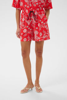 Short pour femme par Kaffe | 10511556 Craie rouge coquelicot | Boutique Vvög, vêtements mode pour homme et femme