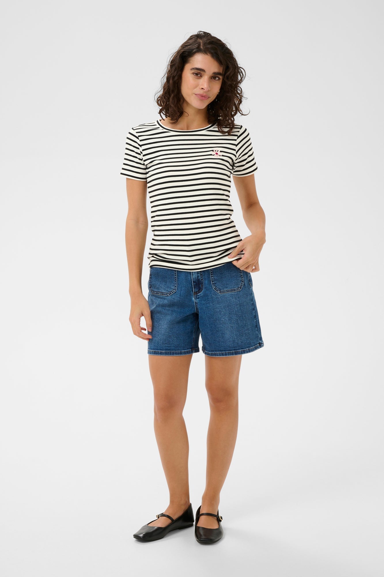 T-Shirt pour femme par Kaffe | 10511591 Craie noir profond | Boutique Vvög, vêtements mode pour homme et femme