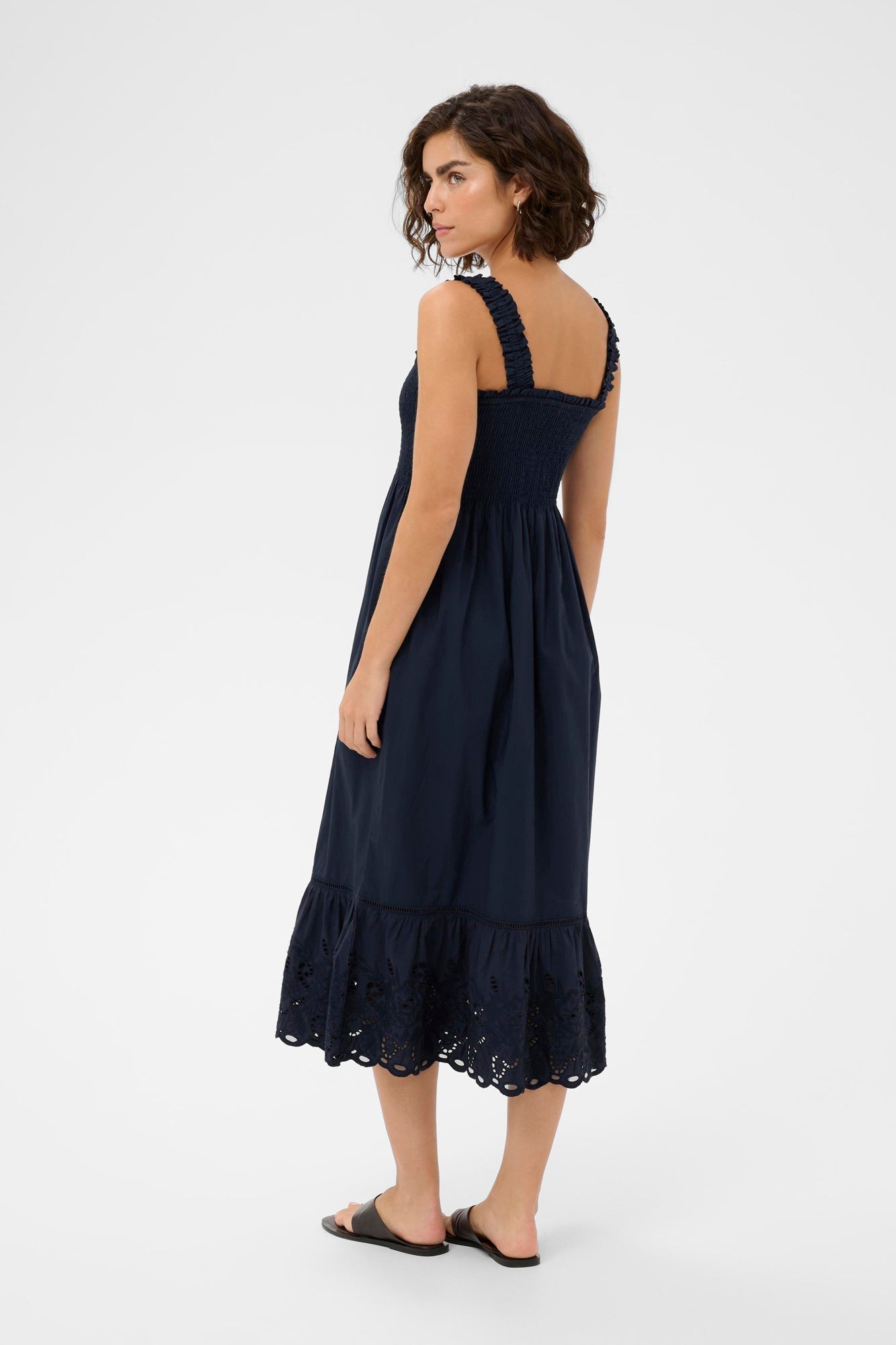 Robe pour femme par Kaffe | 10511627 Marine | Boutique Vvög, vêtements mode pour homme et femme