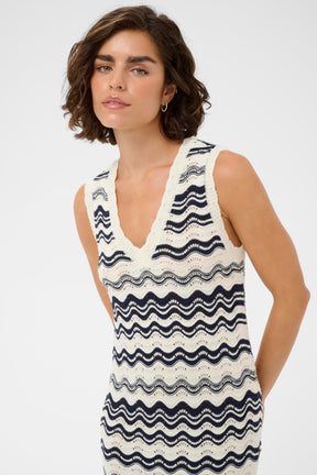 Robe pour femme par Kaffe | 10511685 Craie minuit | Boutique Vvög, vêtements mode pour homme et femme