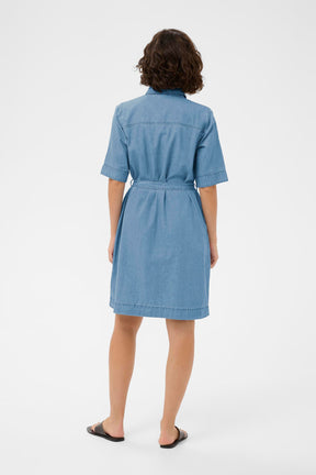 Robe pour femme par Kaffe | 10511714 Bleu moyen | Boutique Vvög, vêtements mode pour homme et femme