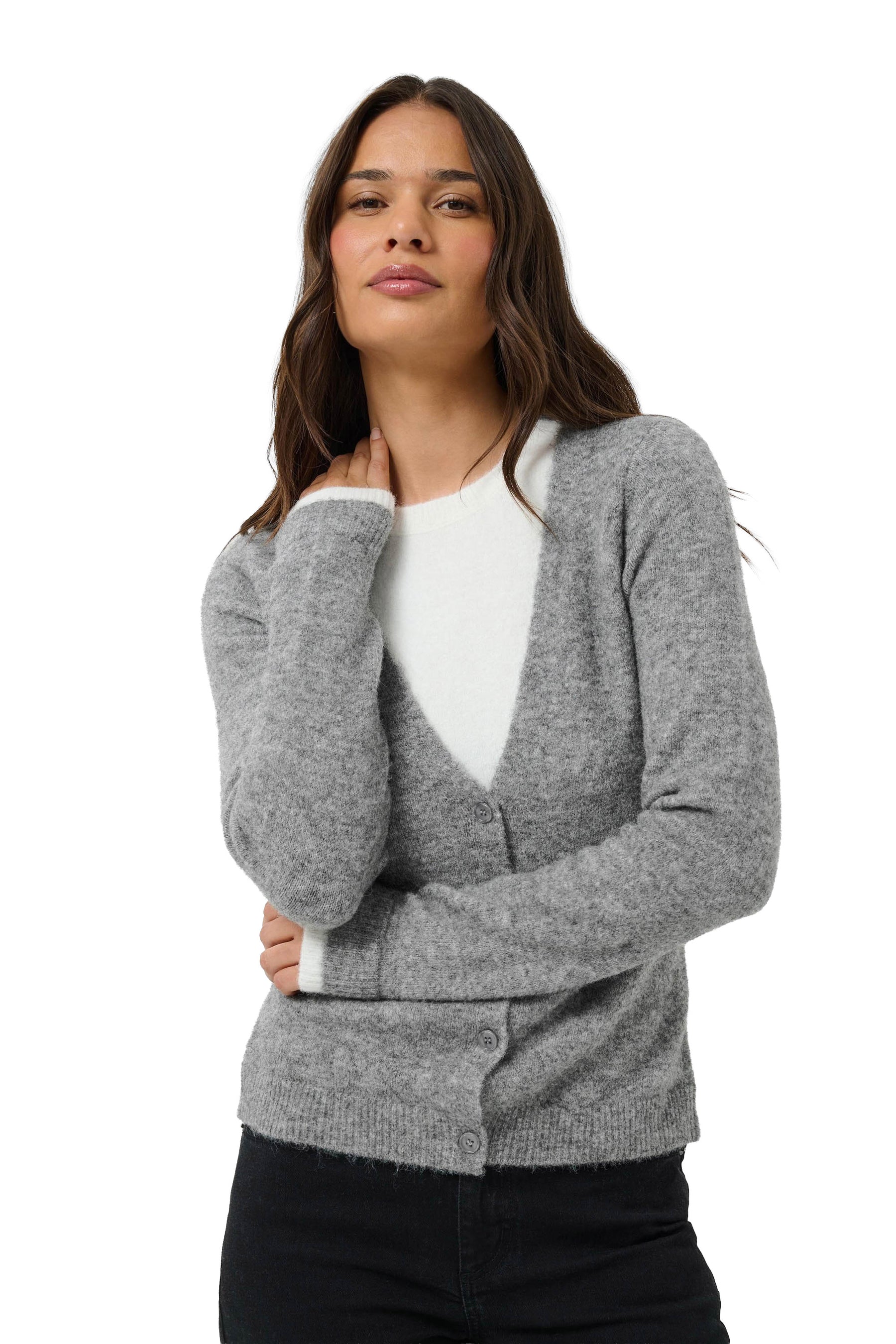 Vue rapprochée de face du cardigan gris duveteux à col en V avec boutons, ourlet et poignets côtelés pour femme par Kaffe