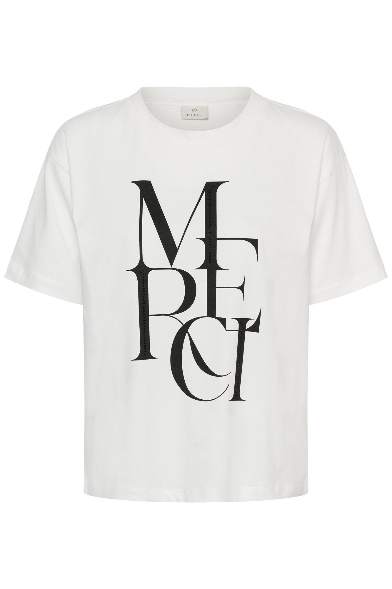 T-Shirt blanc à manches courtes, vue de face, avec imprimé noir MERCI et encolure ronde pour femme par Kaffe