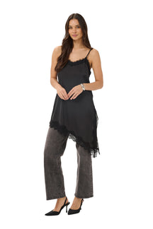Camisole sans manches noir, vue de face sur mannequin pour femme par Kaffe