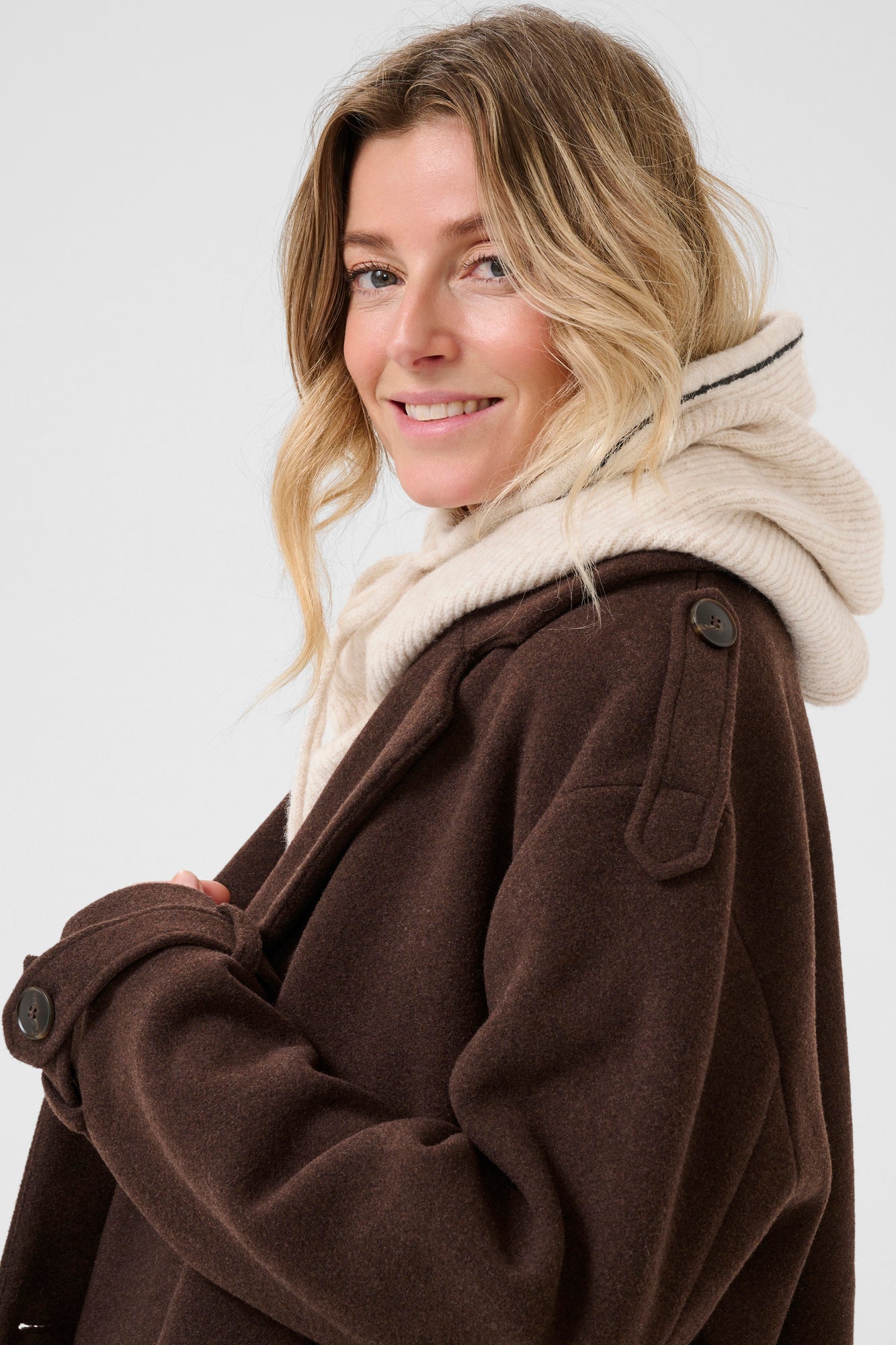 Cagoule pour femme par Cream | 10614039 Parchemin Ancien | Boutique Vvög, vêtements mode pour homme et femme