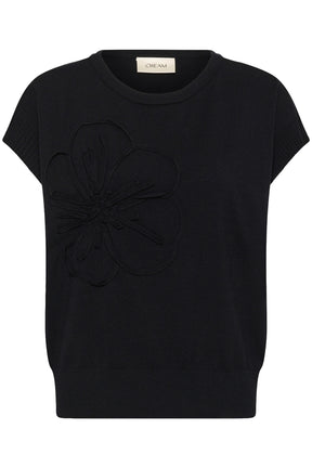 Vue avant isolée du T-Shirt noir en tricot à appliqué floral ton sur ton et col rond pour femme par Cream