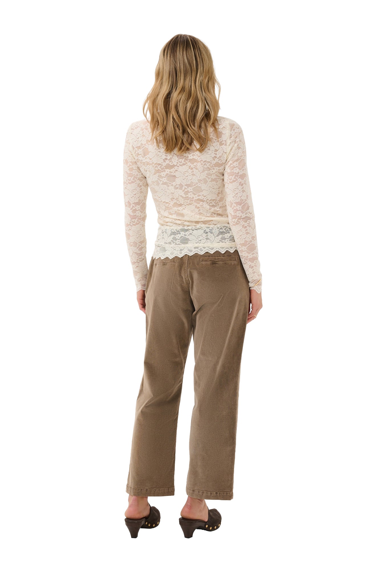 Blouse en dentelle florale ivoire de dos, manches longues transparentes et ourlet festonné pour femme par Cream
