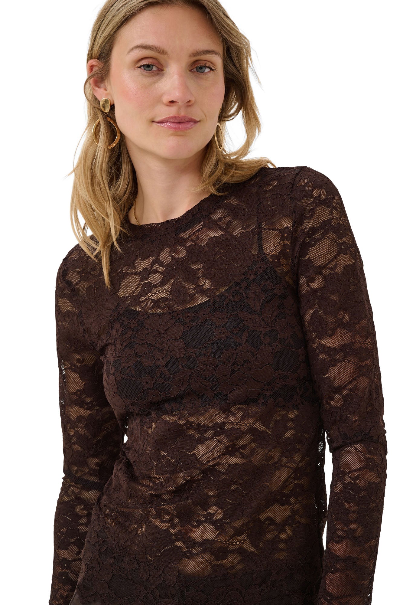 Blouse manches longues en dentelle florale brun foncé avec maille transparente pour femme par Cream, détail avant