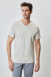 T-Shirt col en V pour homme par Robert Barakett | 23336V Georgia Ivoire | Boutique Vvög, vêtements mode pour homme et femme