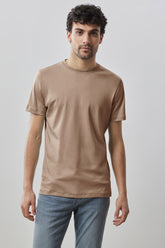 T-Shirt pour homme par Robert Barakett | Georgia 23336 Café | Boutique Vvög, vêtements mode pour homme et femme