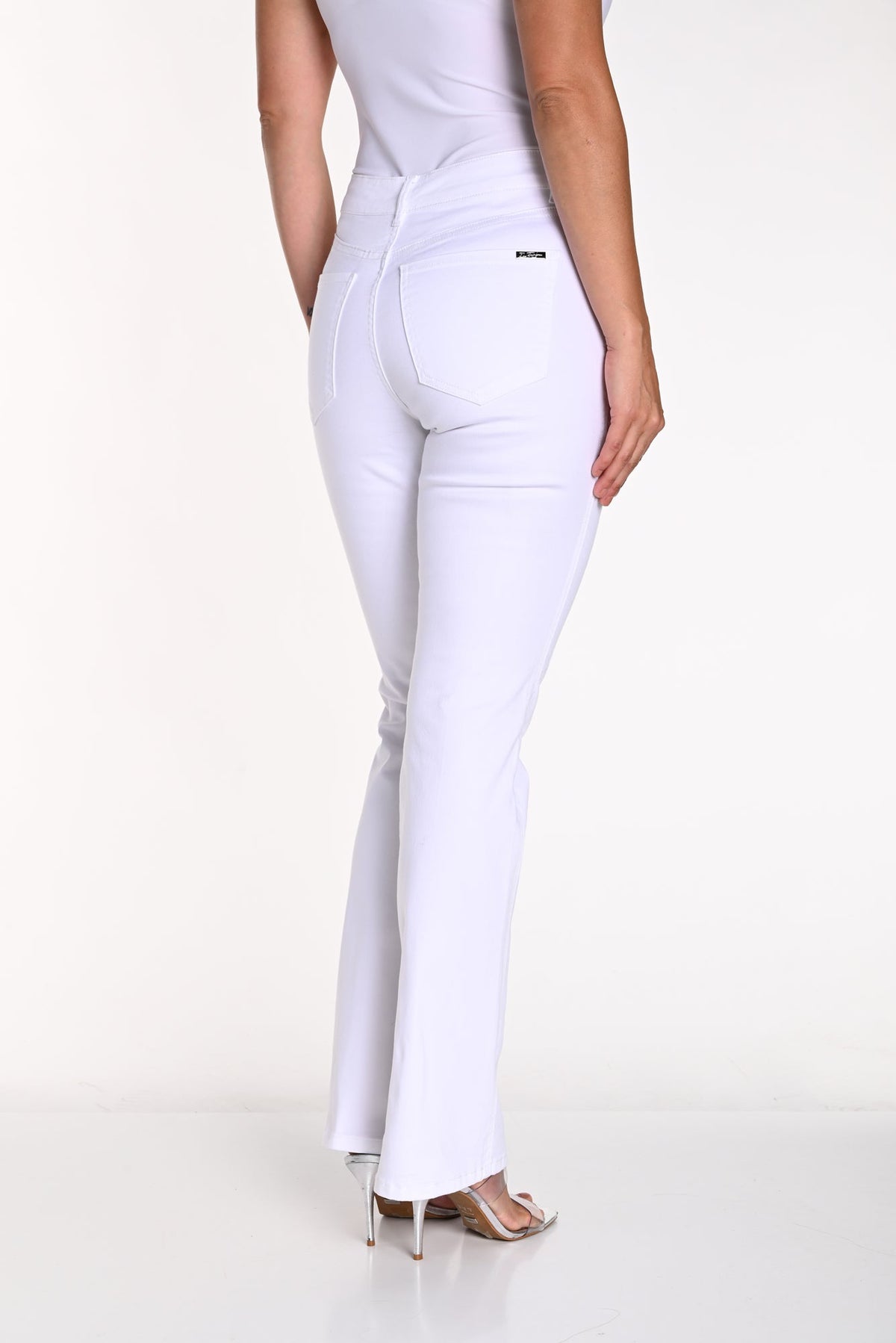 Pantalon pour femme par Frank Lyman | 241372U OFF WHITE/207 | Boutique Vvög, vêtements mode pour homme et femme