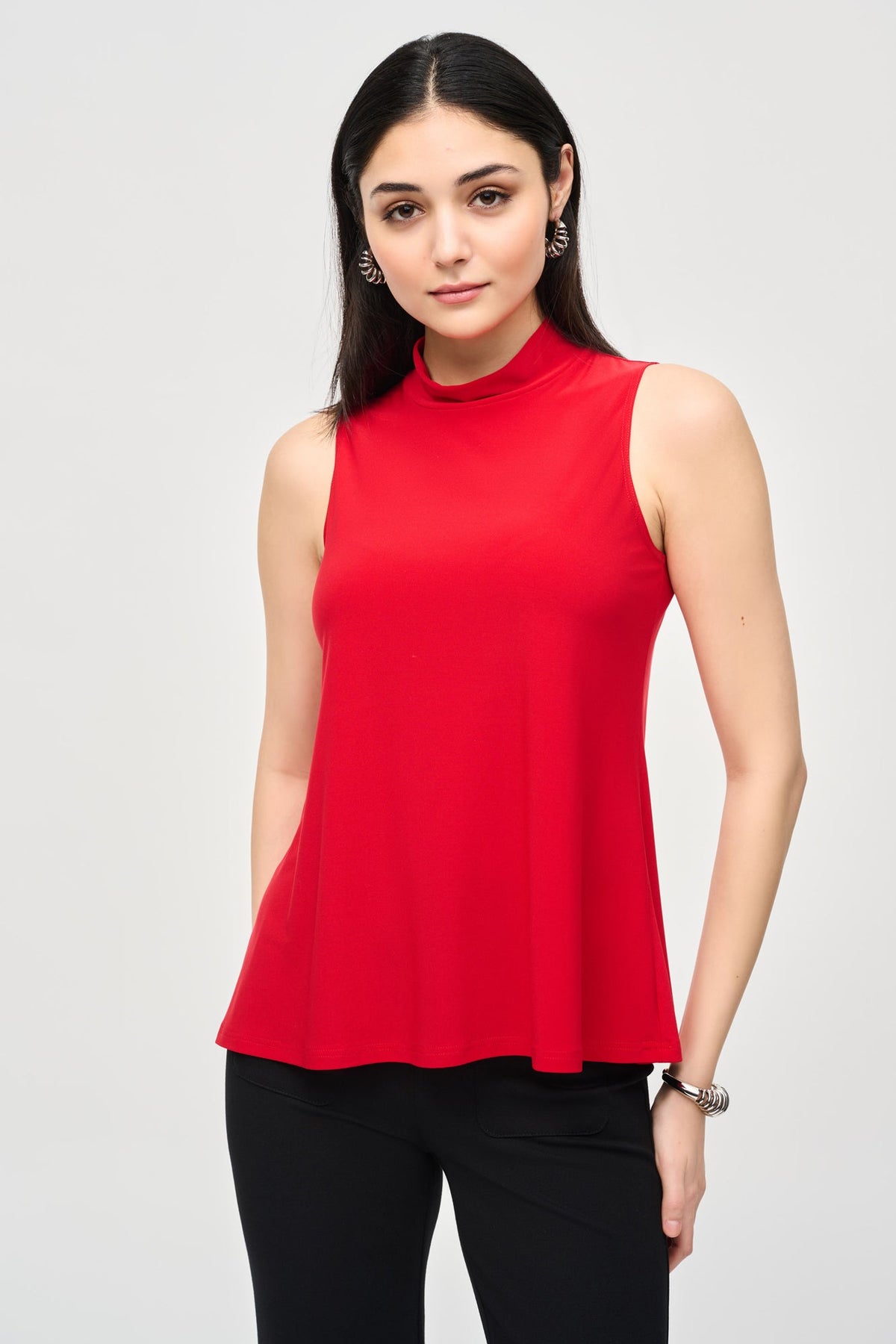 Camisole pour femme par Joseph Ribkoff | 243253 Rouge | Boutique Vvög, vêtements mode pour homme et femme