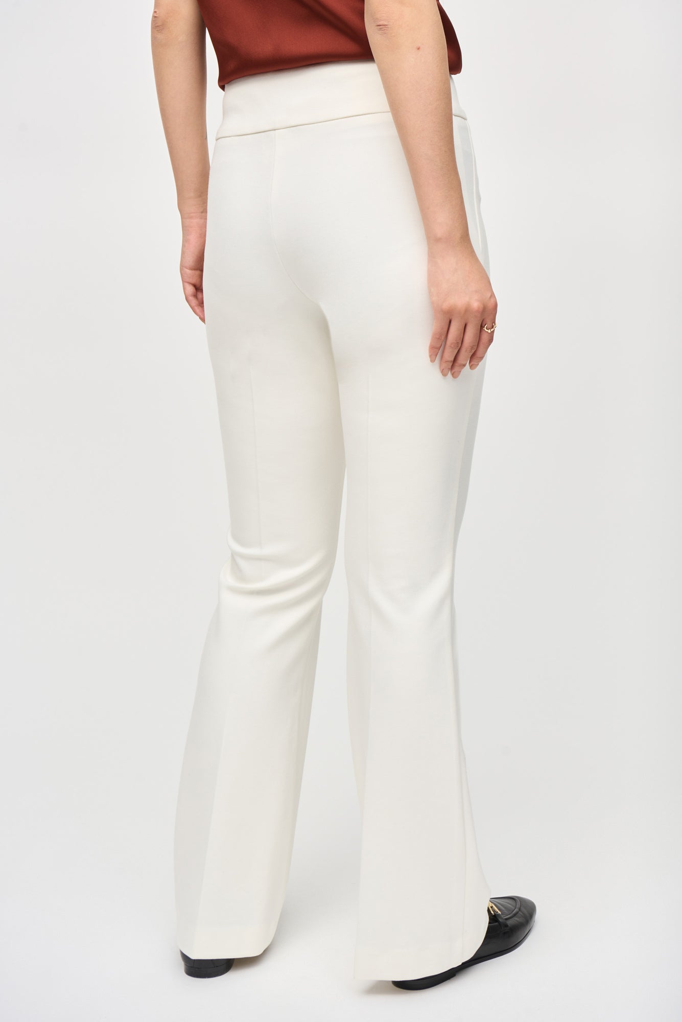 Pantalon pour femme par Joseph Ribkoff | 243307 Vanille | Boutique Vvög, vêtements mode pour homme et femme