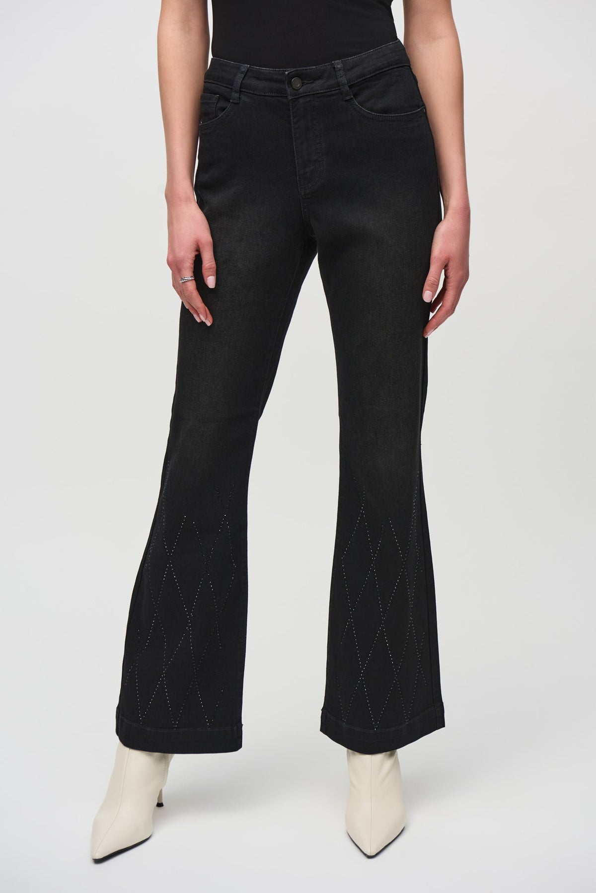 Pantalon pour femme par Joseph Ribkoff | 244949 Noir | Boutique Vvög, vêtements mode pour homme et femme