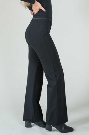 Pantalon pour femme par Lisette L | 25 1125 Noir | Boutique Vvög, vêtements mode pour homme et femme