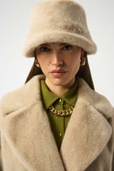 Chapeau d'hiver pour femme par Joseph Ribkoff | 253975 Amande | Boutique Vvög, vêtements mode pour homme et femme