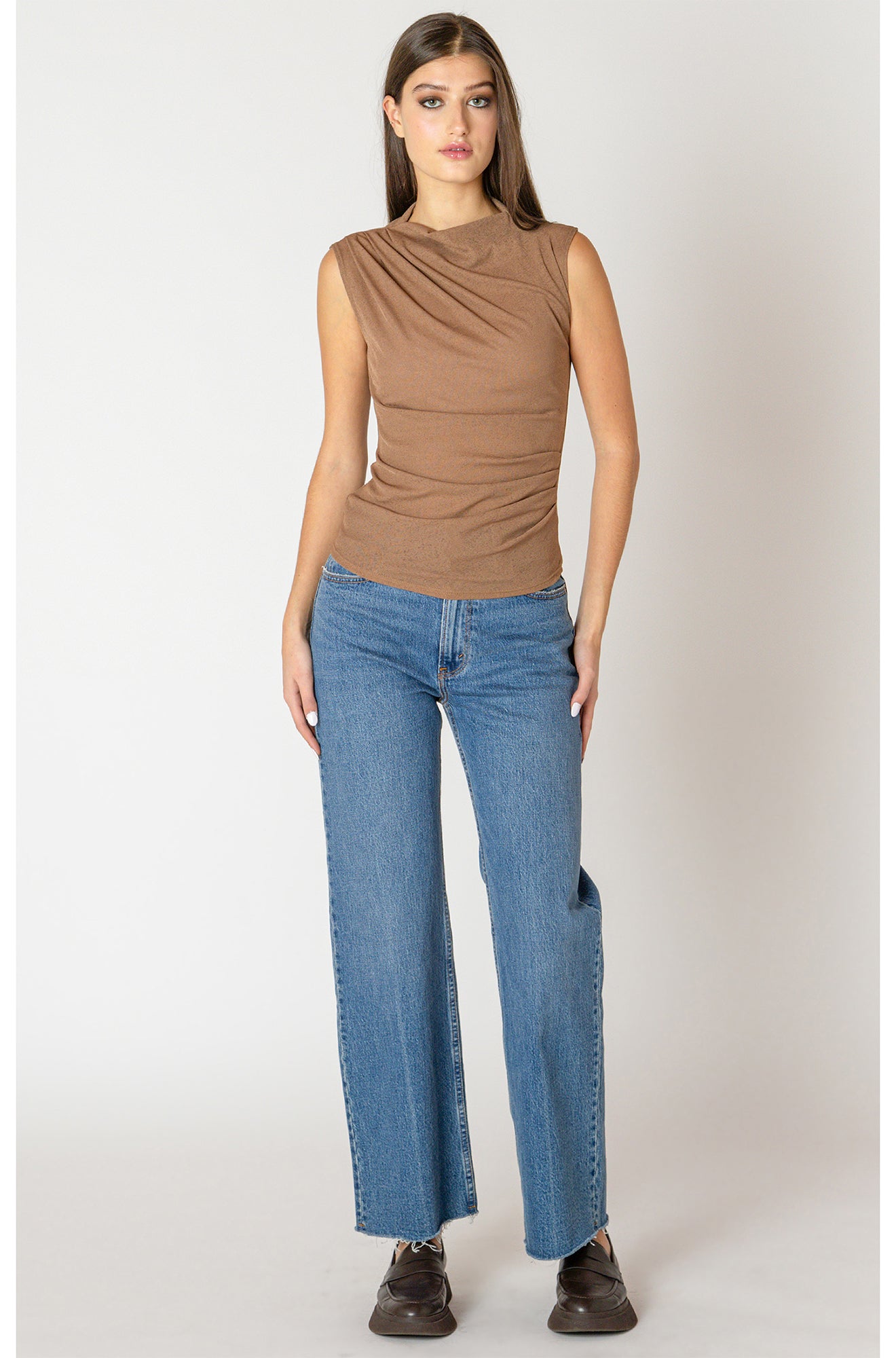 Chandail manches courtes pour femme par Black Tape | 2624024 T Taupe Chaud | Boutique Vvög, vêtements mode pour homme et femme