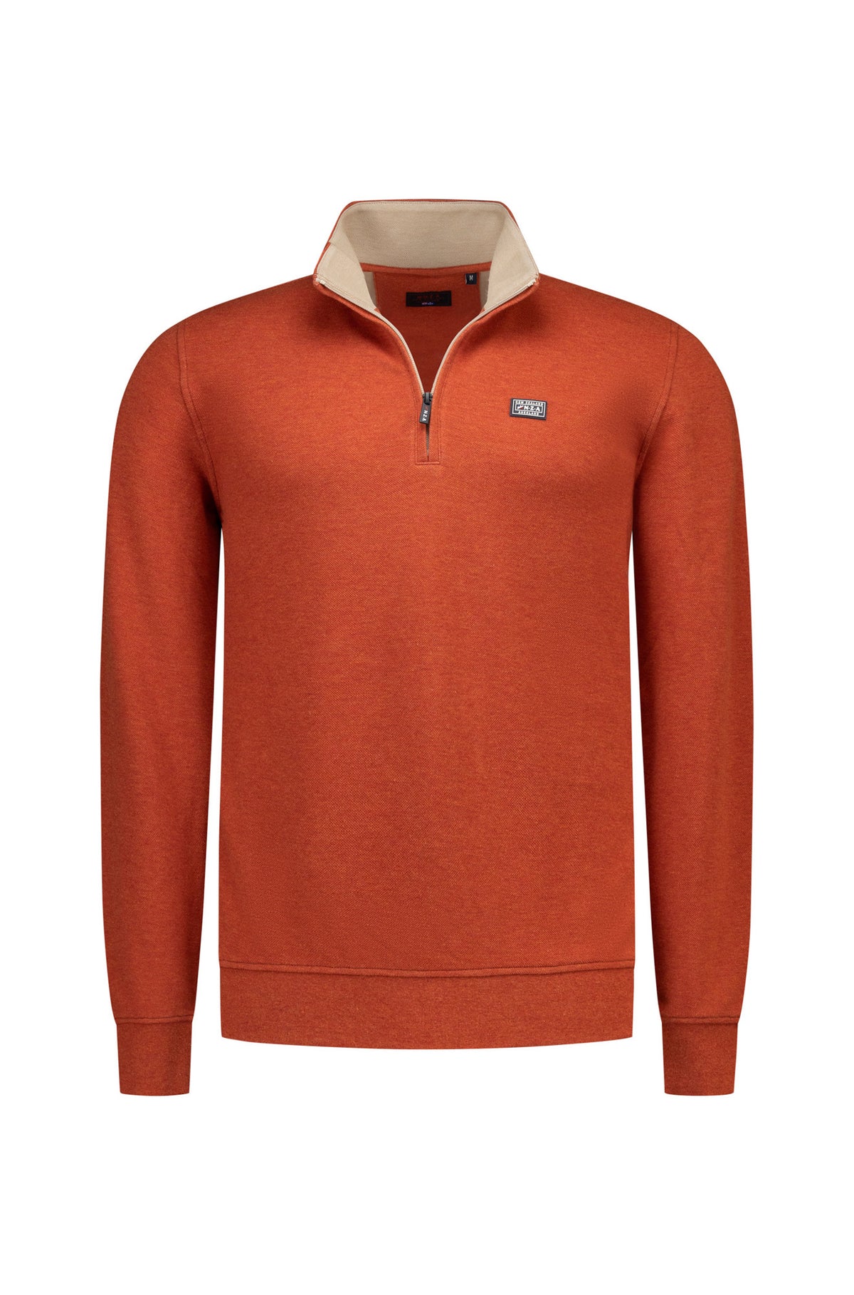 Chandail manches longues à demi-fermeture éclair orange rouille avec col montant beige, vue produit pour homme par NZA
