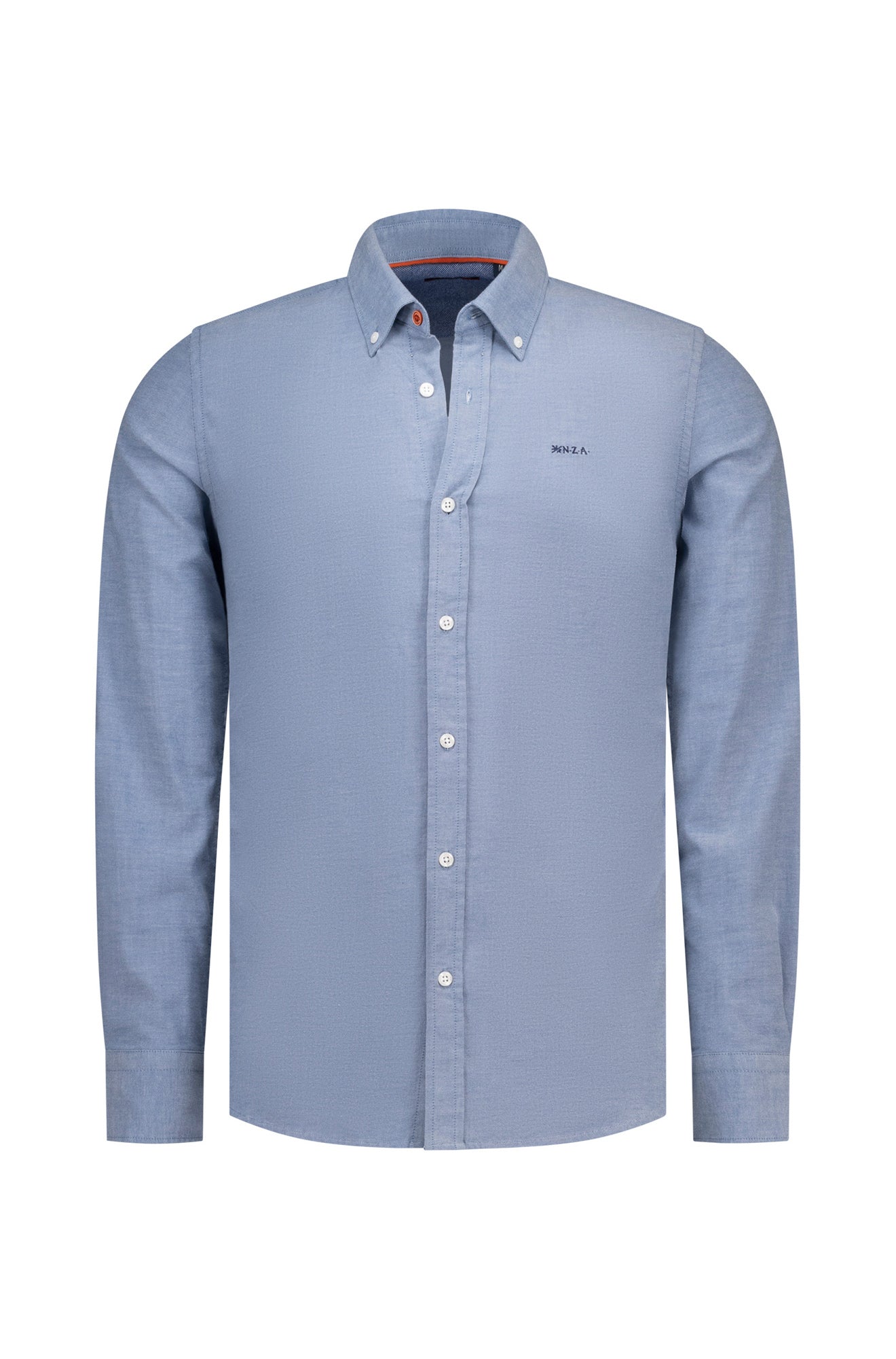 Chemise bleue clair à manches longues avec logo poitrine et intérieur de col contrasté, vue produit pour homme par NZA