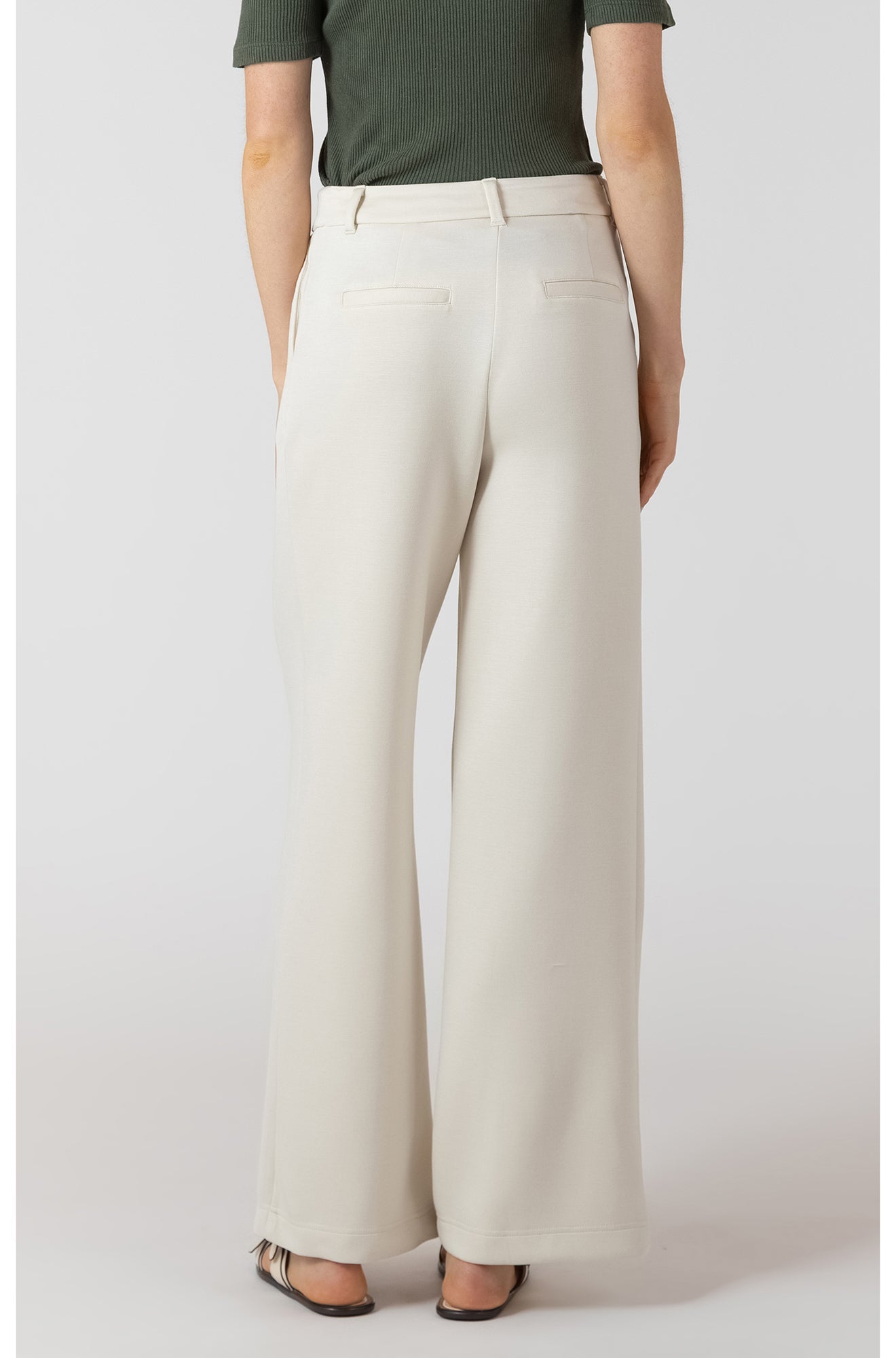 Pantalon pour femme par Room 34 | 2722209 DG Perle Mate | Boutique Vvög, vêtements mode pour homme et femme