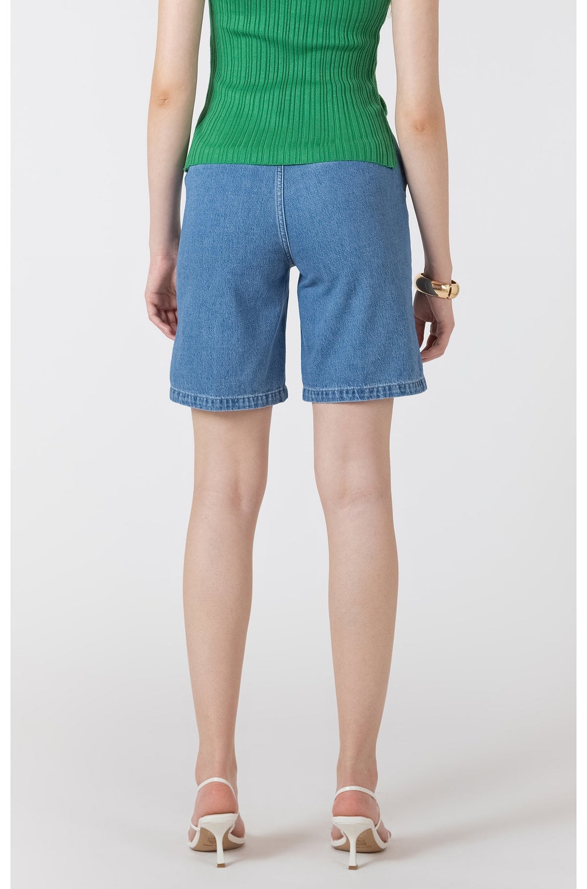 Bermuda pour femme par Black Tape | 2725258 T Délavage Bleu Authentique | Boutique Vvög, vêtements mode pour homme et femme
