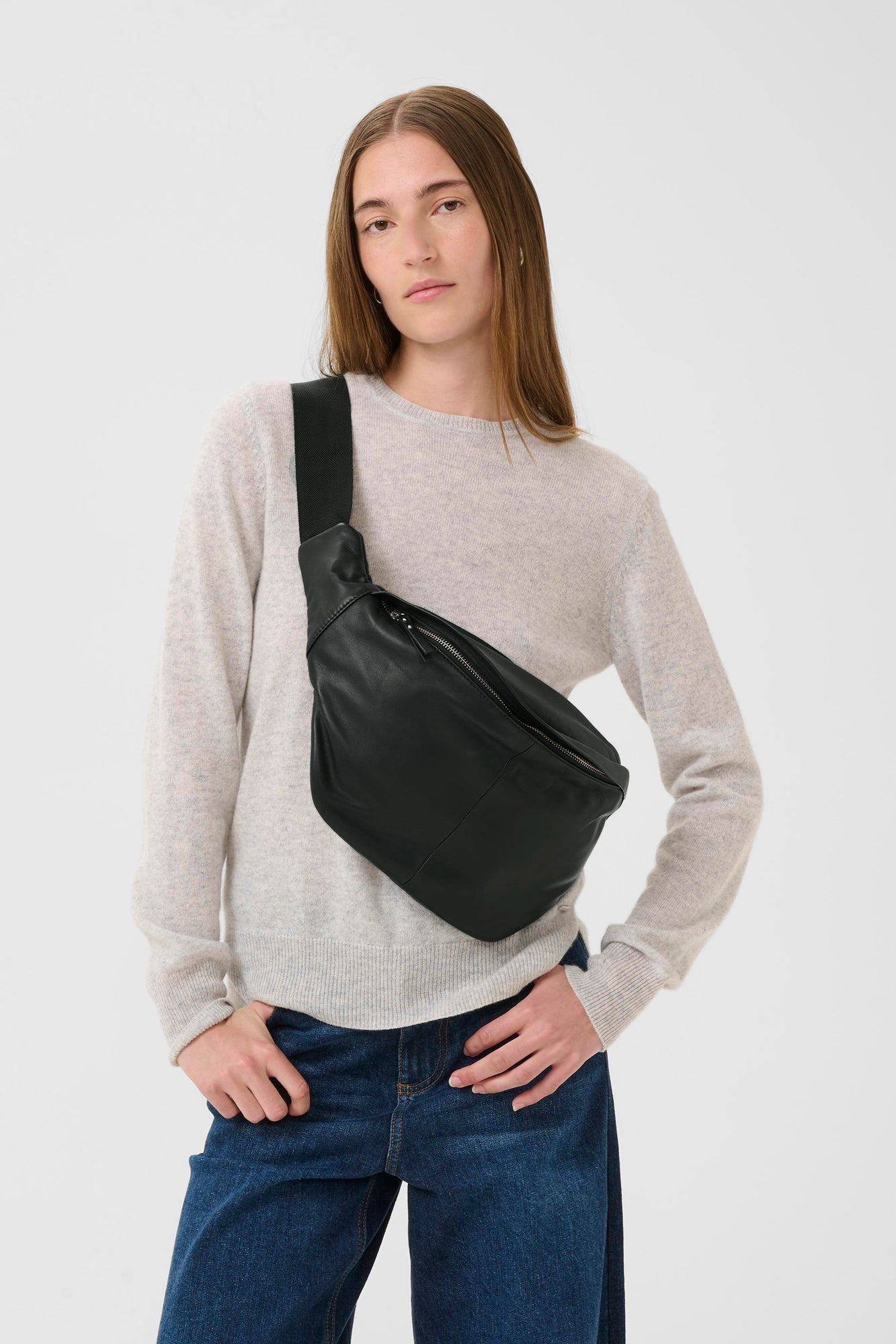 Sac banane pour femme par InWear | 30110718 Noir | Boutique Vvög, vêtements mode pour homme et femme