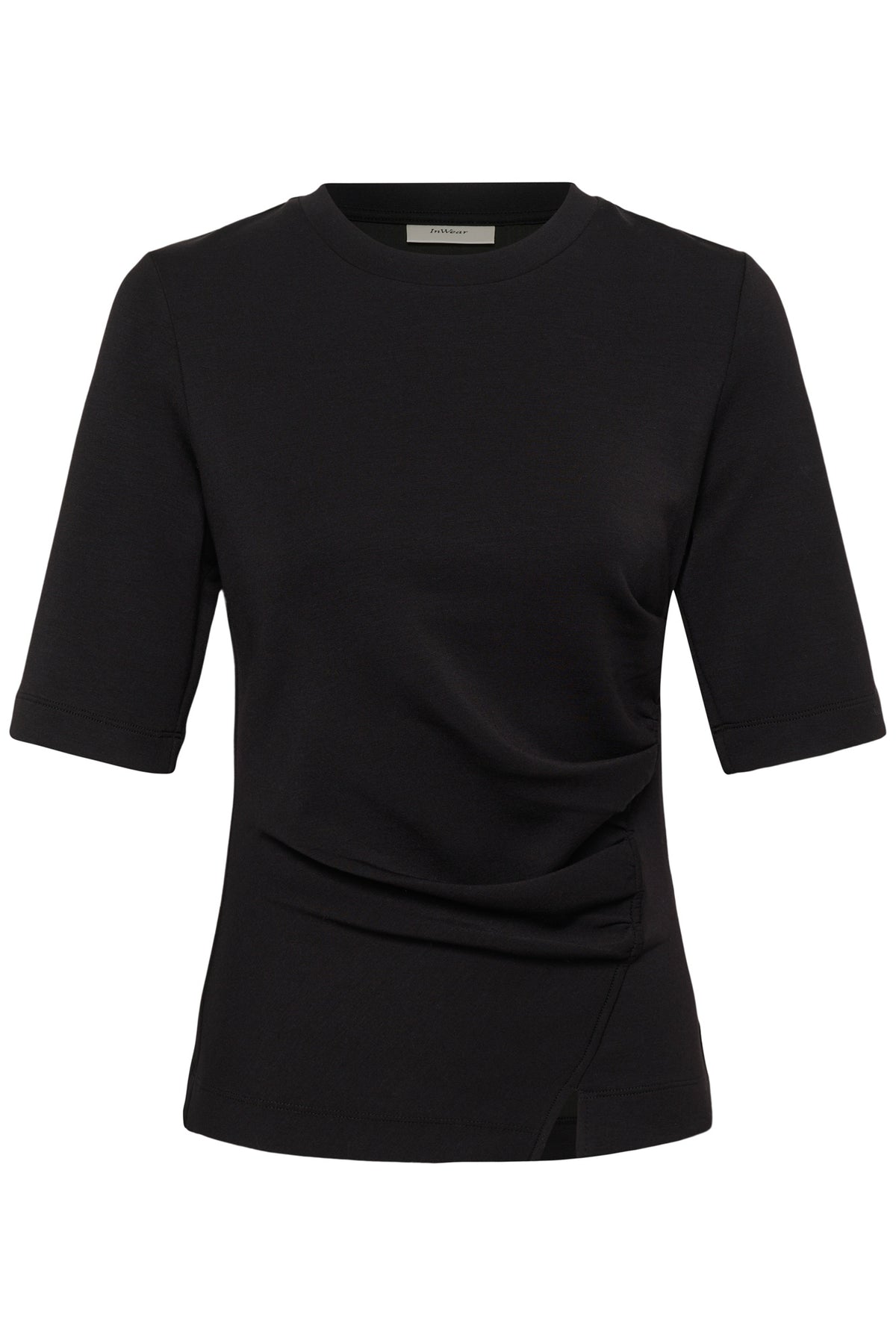 T-Shirt noir à col rond avec côté froncé et ourlet superposé pour femme par InWear, vue de face isolée