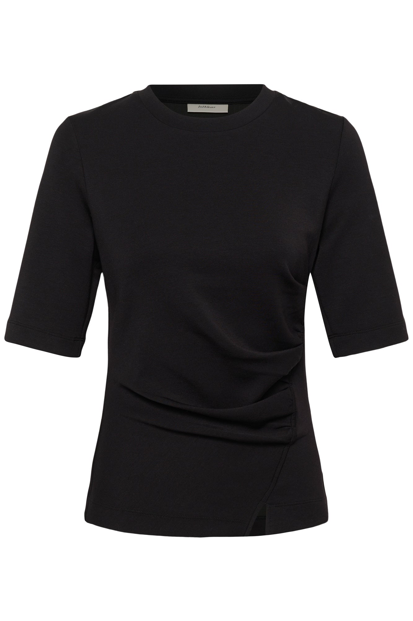 T-Shirt noir à col rond avec côté froncé et ourlet superposé pour femme par InWear, vue de face isolée