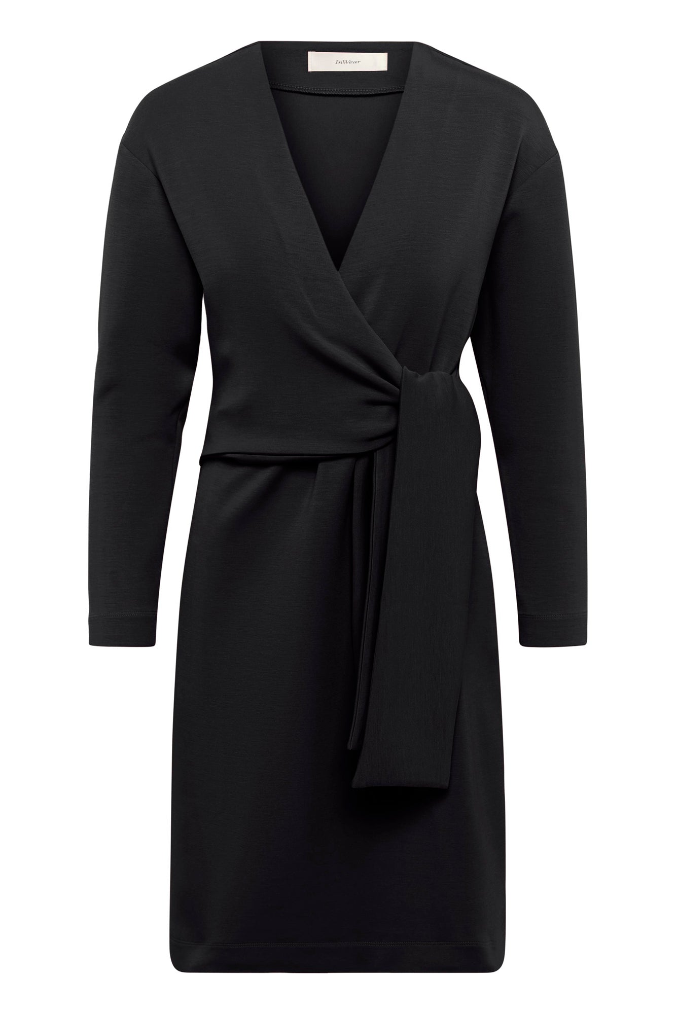 Vue produit devant du robe manches longues noire à col en V et ceinture latérale pour femme par InWear