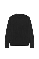 Chandail en tricot noir à manches longues, vue de face avec poignets et ourlet côtelés pour homme par Matinique