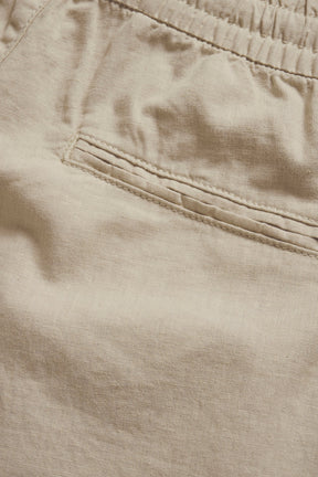 Bermuda pour homme par Matinique | 30206032 Plaza Taupe | Boutique Vvög, vêtements mode pour homme et femme