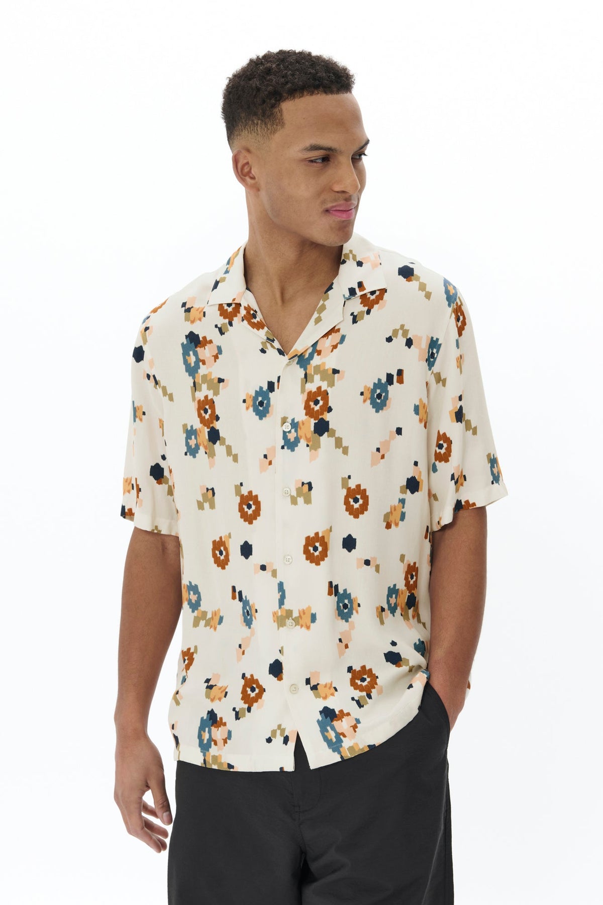 Chemise manches courtes pour homme par Matinique | 30208081 Sittelle | Boutique Vvög, vêtements mode pour homme et femme