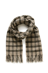 Foulard à carreaux beige noué, lignes noires, franges et petit monogramme PT brodé, vue produit pour femme par Part Two