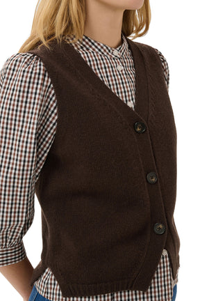 Veste en tricot brun foncé avec patte côtelée en V et boutons foncés pour femme par Part Two en gros plan