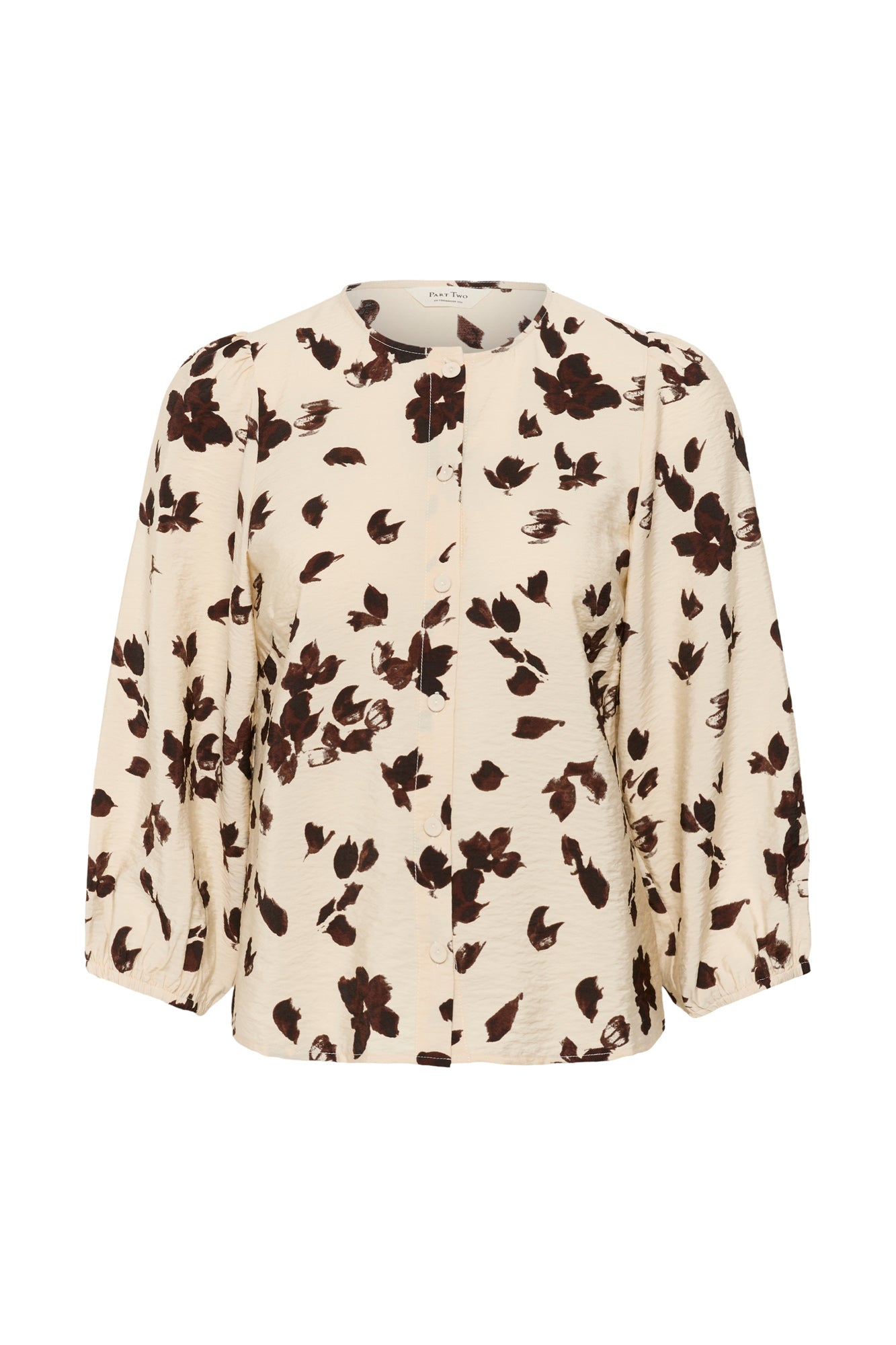 Blouse crème fleurie avec col rond, patte boutonnée et manches amples pour femme par Part Two, vue avant