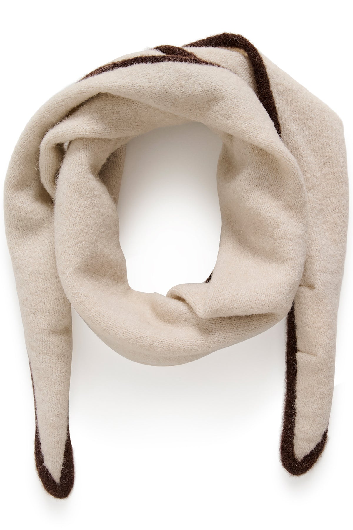 Foulard en tricot crème enroulé sur un cou, avec bordure brun foncé et bouts pointus, vue produit pour femme par Part Two