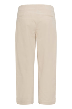Vue arrière d’une pantalon jambe droite droit en velours côtelé crème avec poches passepoilées pour femme par Part Two