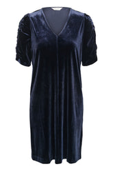 Robe manches courtes en velours bleu marine foncé à col en V et manches froncées pour femme par Part Two, vue de face