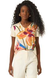 Blouse crème à col V et manches courtes, grand imprimé floral coloré pour femme par Lez a Lez, vue avant