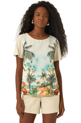 Blouse ivoire à imprimé tropical, manches courtes et encolure ronde pour femme par Lez a Lez, vue de face