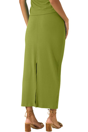 Jupe maxi côtelée vert olive vue de dos avec fente arrière et côtes verticales pour femme par Lez a Lez