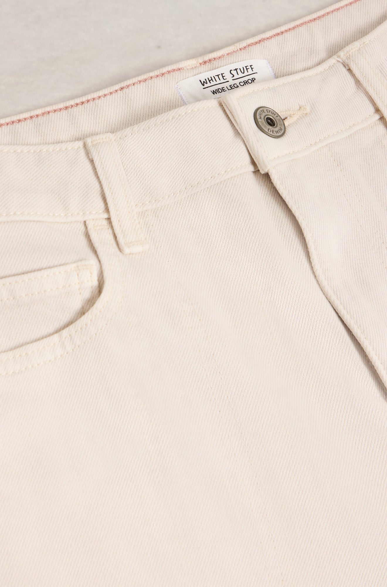 Jeans pour femme par White Stuff | 441459 Blanc naturel | Boutique Vvög, vêtements mode pour homme et femme