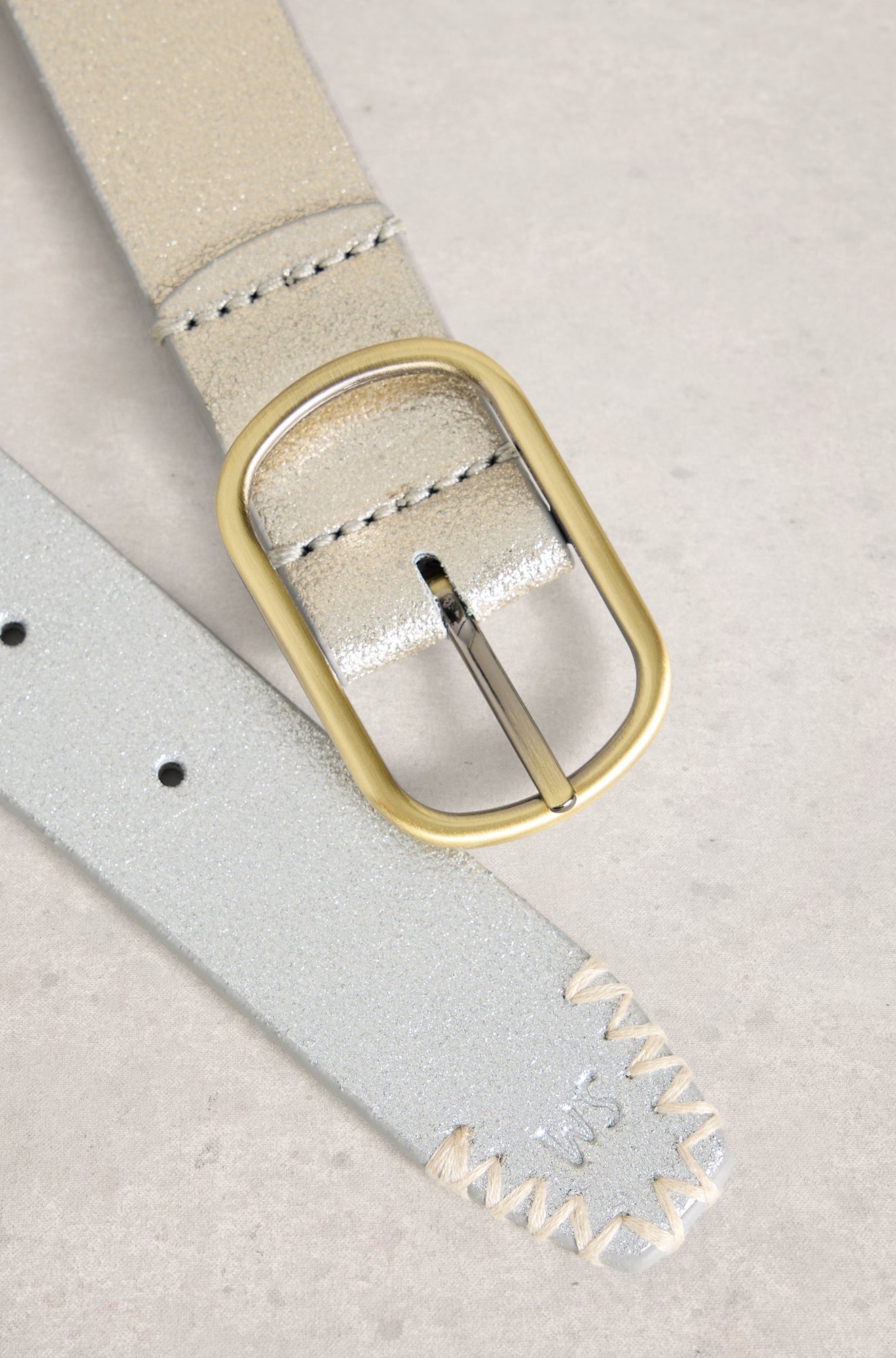 Ceinture réversible pour femme par White Stuff | 445103 Argent Tan Métallique | Boutique Vvög, vêtements mode pour homme et femme