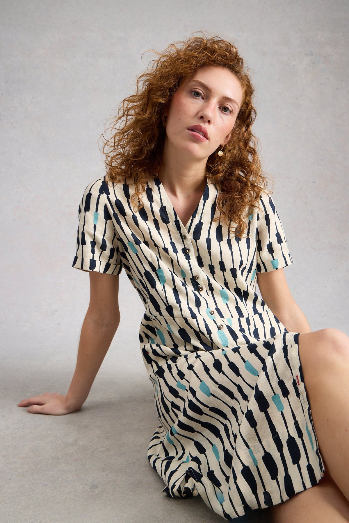 Robe pour femme par White Stuff | 445257 Ivoire | Boutique Vvög, vêtements mode pour homme et femme