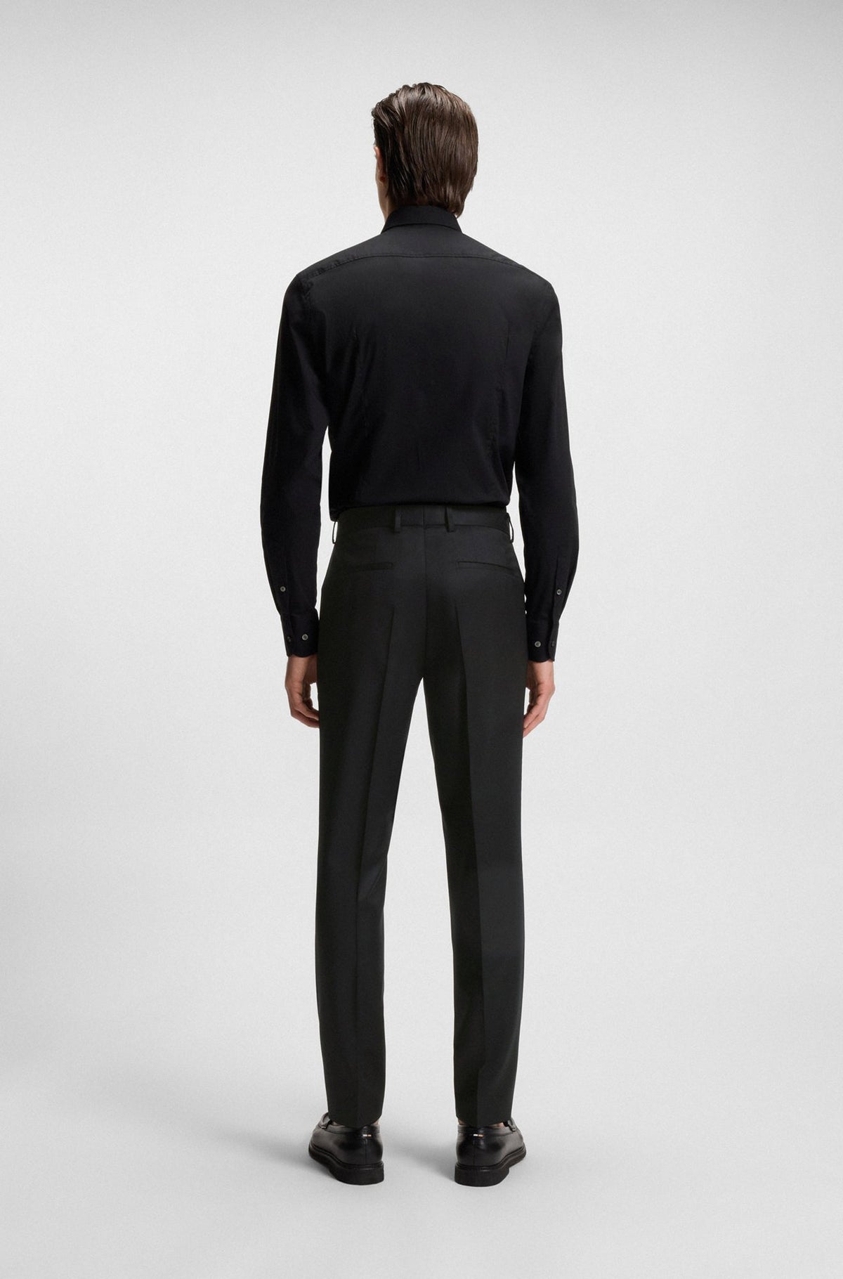 Pantalon habillé pour homme par HUGO BOSS | 50469174 Noir | Boutique Vvög, vêtements mode pour homme et femme