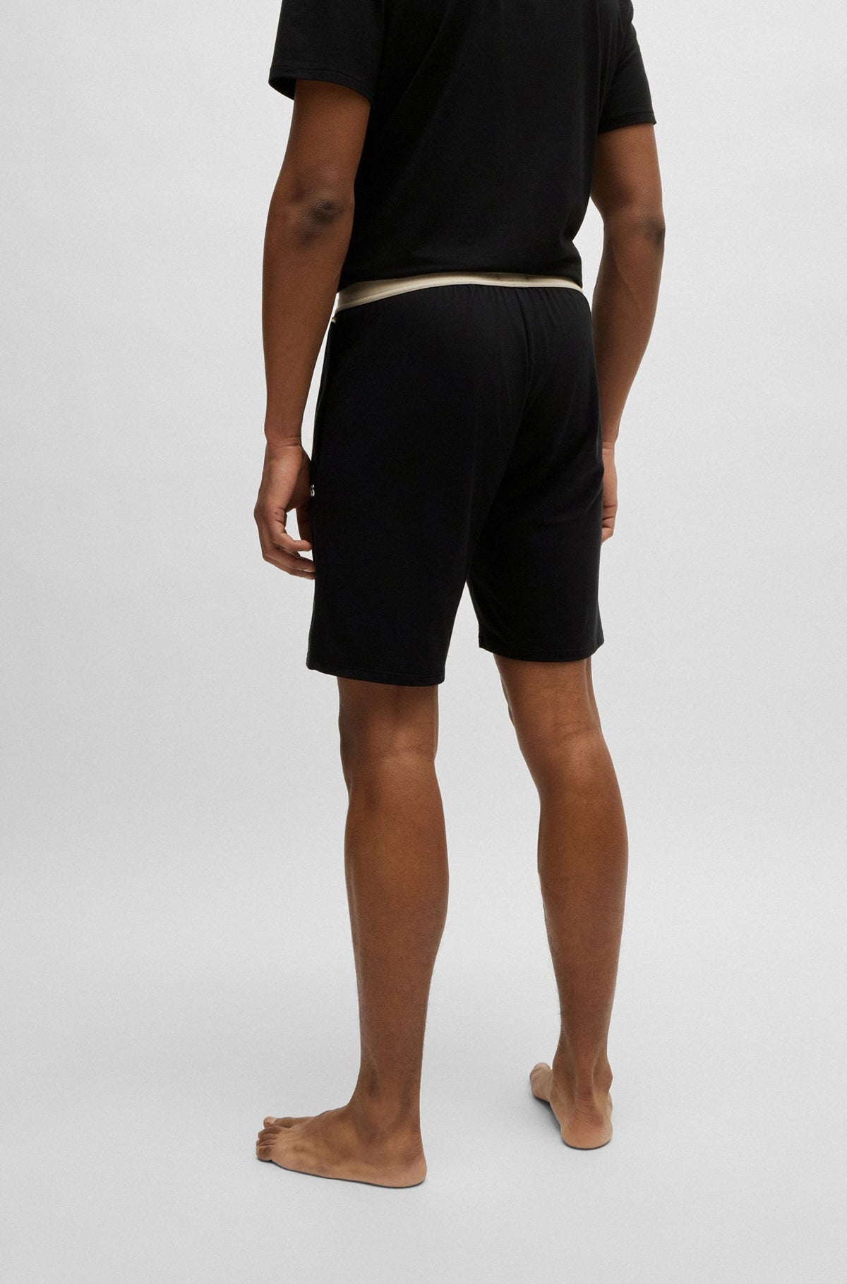 Short pour homme par HUGO BOSS collection Détente | 50515531 Noir/001-BLACK | Boutique Vvög, vêtements mode pour homme et femme