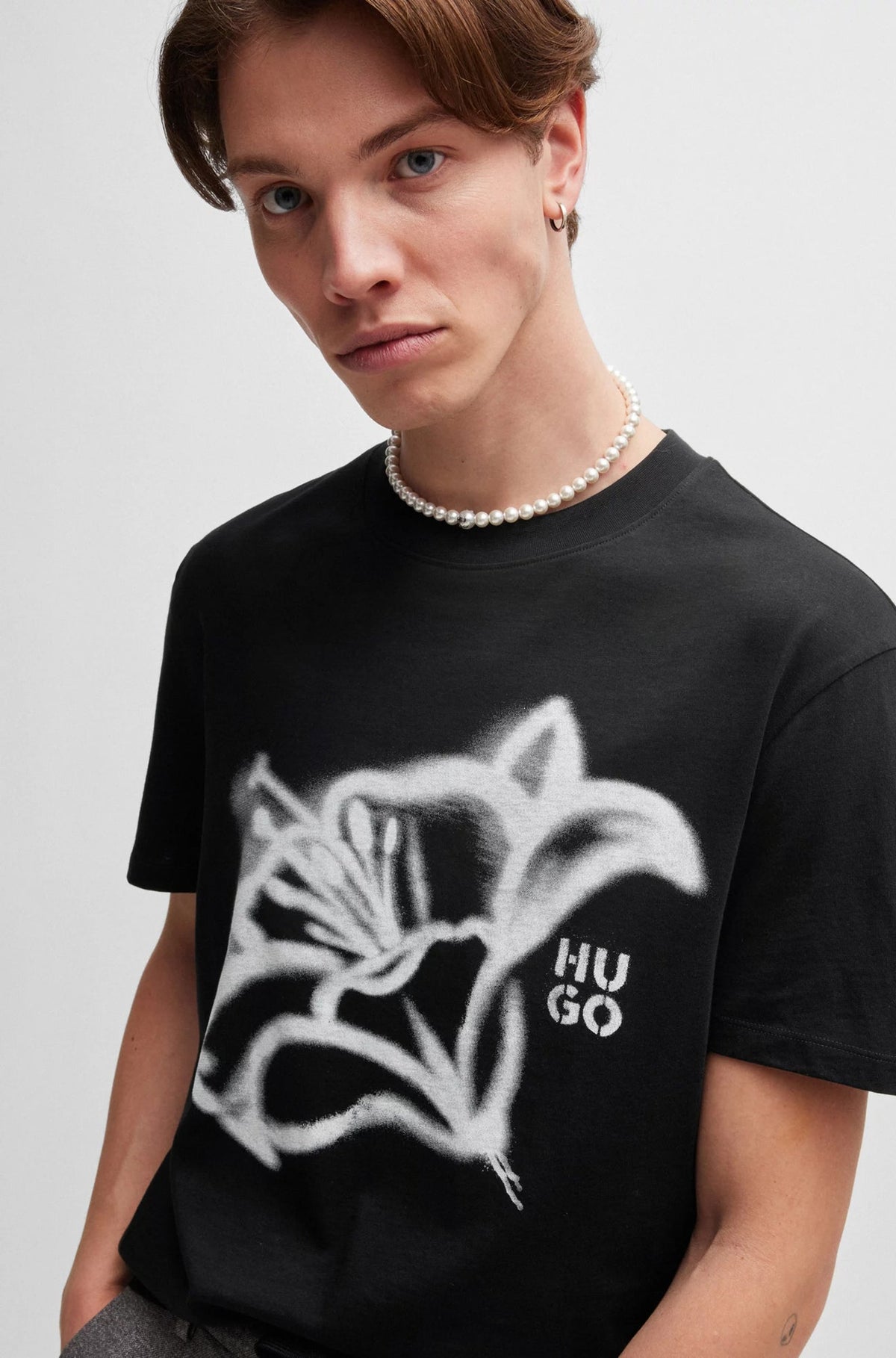 T-Shirt pour homme par HUGO BOSS | 50516711 Noir | Boutique Vvög, vêtements mode pour homme et femme