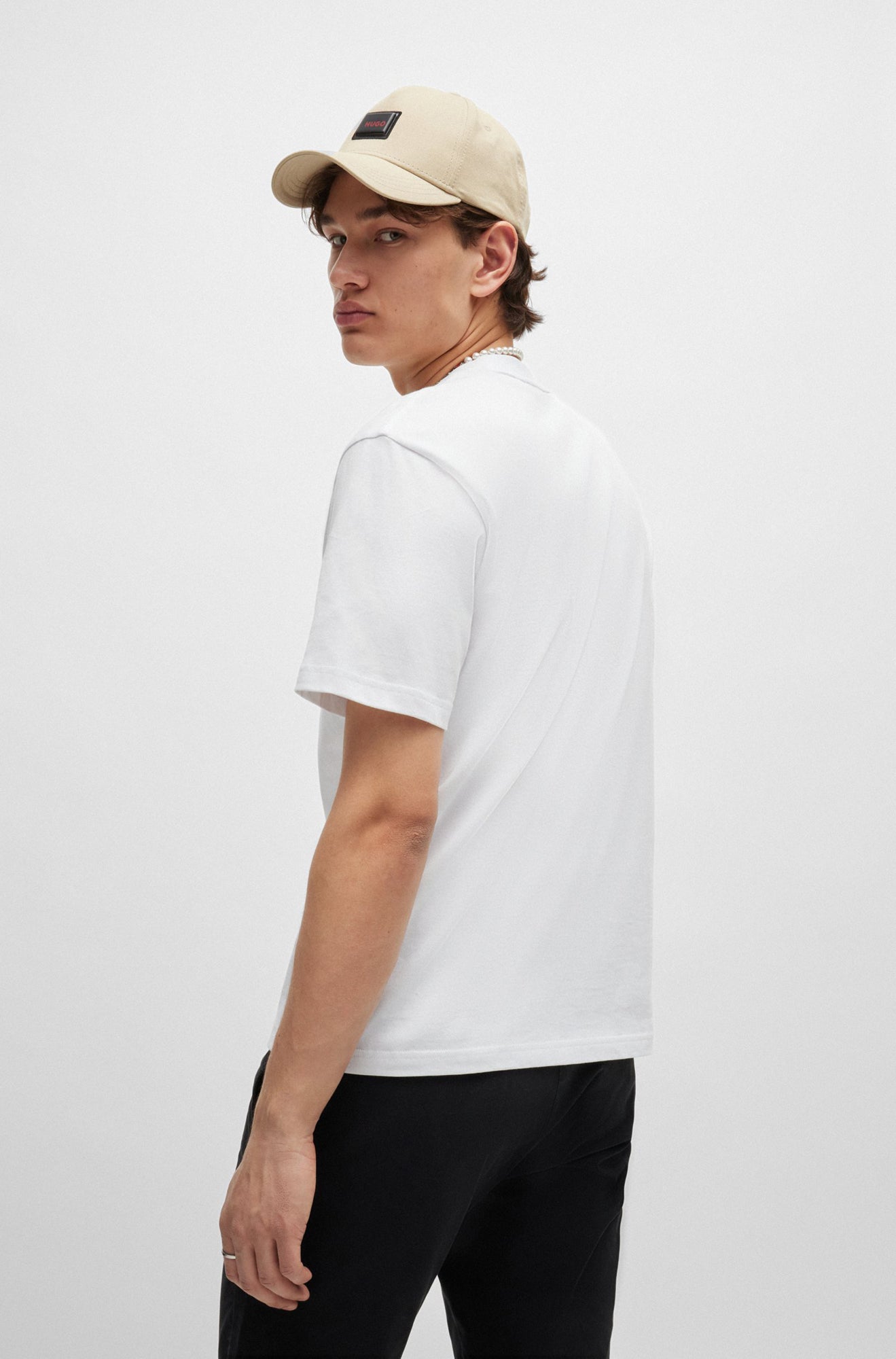 T-Shirt pour homme par HUGO BOSS | 50516724 Blanc | Boutique Vvög, vêtements mode pour homme et femme